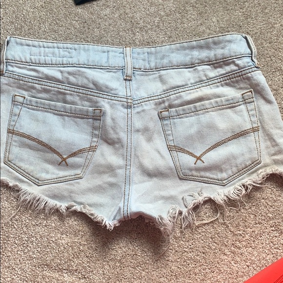 Pacsun Bullhead shorts! - Picture 3 of 3